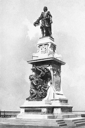 MEMORIAL MONUMENT TO SAMUEL DE CHAMPLAIN, FOUNDER OF QUEBEC